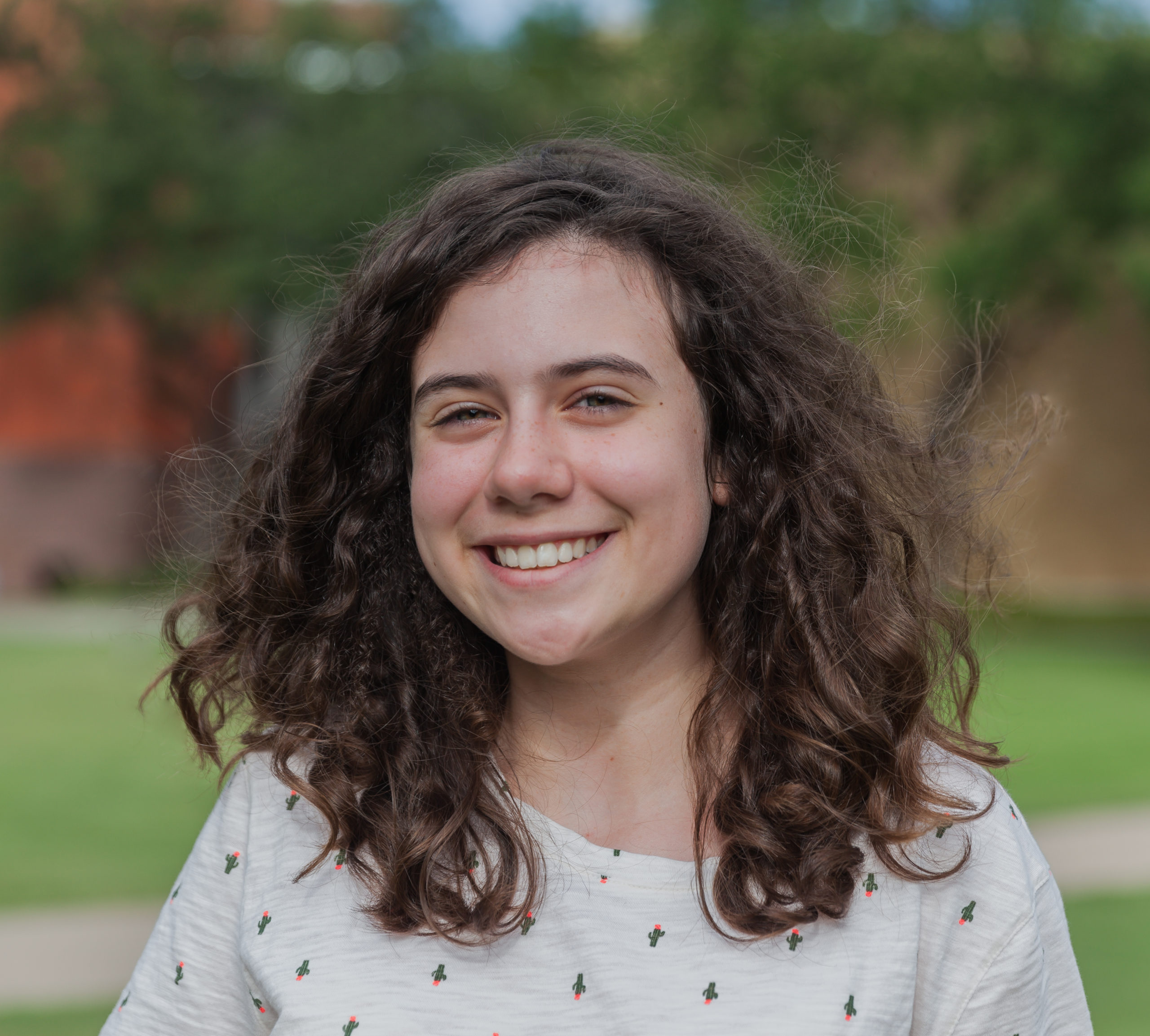 Mia Abbe : Staff Writer